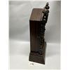 Image 5 : Vintage Wind up Mantle Clock w/key Approx: 16.5x10.25"