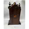 Image 6 : Vintage Wind up Mantle Clock w/key Approx: 16.5x10.25"