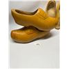 Image 3 : 2 Pairs Dutch Wooden Clogs Shoes (largest appr: 12.5" x 5")