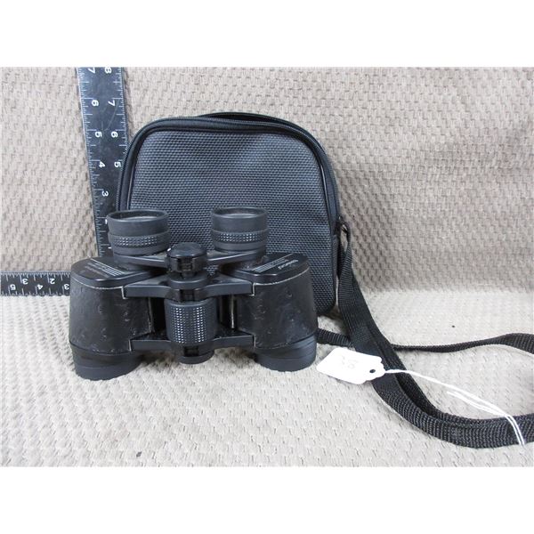 NEW - Tasco 8 x 32mm #832DLX Binoculars