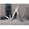 Image 2 : Leatherman Multitool - Scissors - Appears New