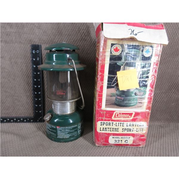 Coleman Model 325 Lantern