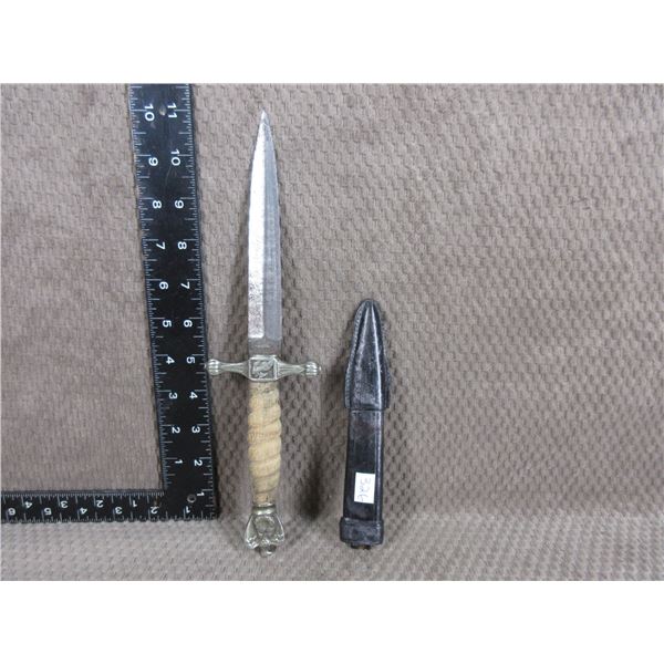 Hubertus Solingen Dagger with Sheath - Made 1960's???