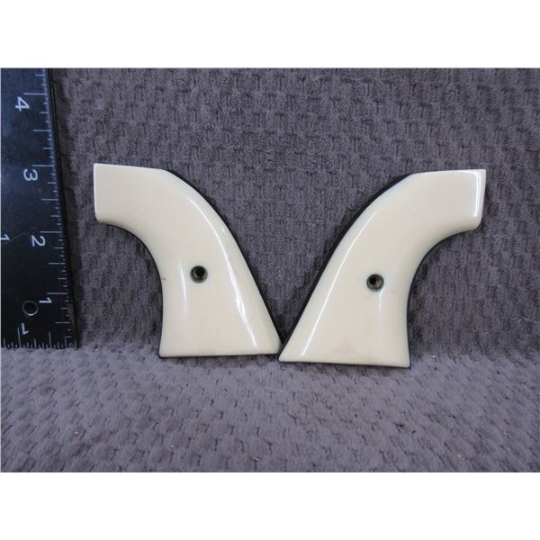 Colt Single Action Army Ivory Like Grips
