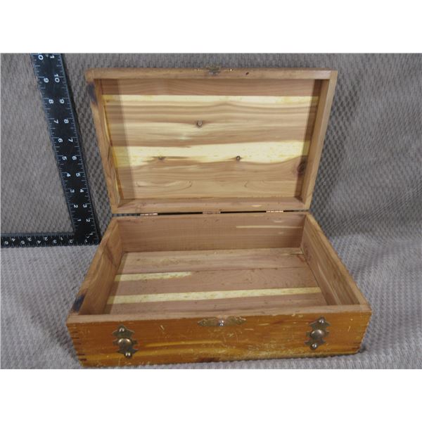 Cedar Box 11 1/2" X 7 1/2" X 4" High