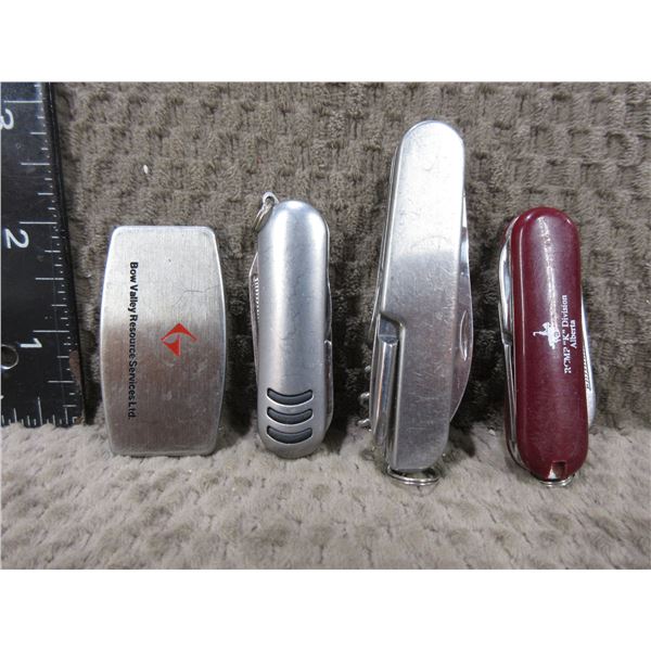 4 Pocket Knives