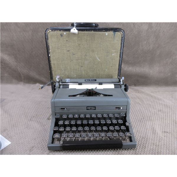 Typewriter - Royal Quiet Deluxe - Appears to be 1948 Model