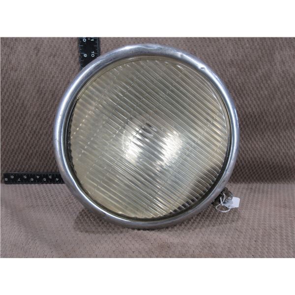 Vintage Spot Light - 10" Across