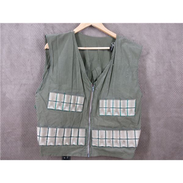 Shotgun Shell Holding Vest - Holds 24 Shells