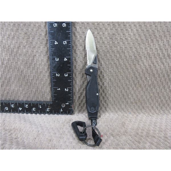 NEW - Schrade CH3 Folding Pocket Knife