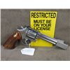 Image 2 : Restricted - Smith & Wesson Model 686 in .357 Magnum