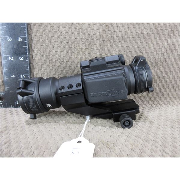 Vortex Strikefire II Red/Green Dot Sight with Mount