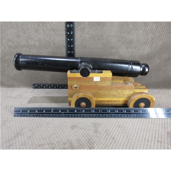 Cannon - 15" X 1 1/4" Bore, 18 1/2" L, 7" H, W 8"