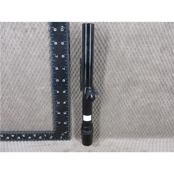 Bushnel 4X Custom 22 Scope - Appears Clear