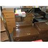 Image 1 : 2pc Dresser Set