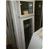 Image 3 : 3 Bathroom Style Windows