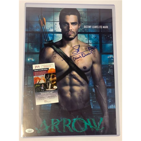 JSA Autograph Signed Stephen Amell Photo