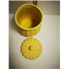 Image 2 : 1960S WEAVE YELLOW BASKET COOKIE JAR