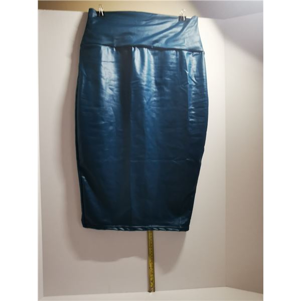 BRAND NEW TEAL SILKY SHEEN PENCIL SKIRT