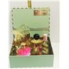 Image 1 : LOT OF COLLECTIBLE PERFUMES
