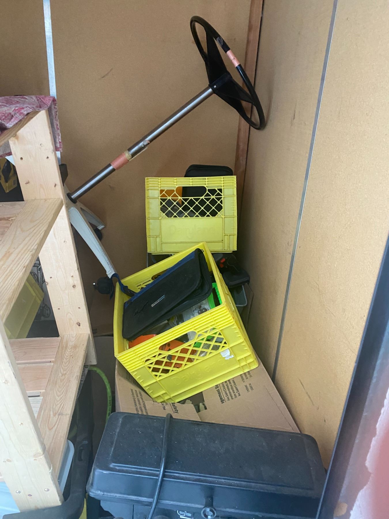 Locker 280 5x5 penticton Self storage 380 industrial ave East