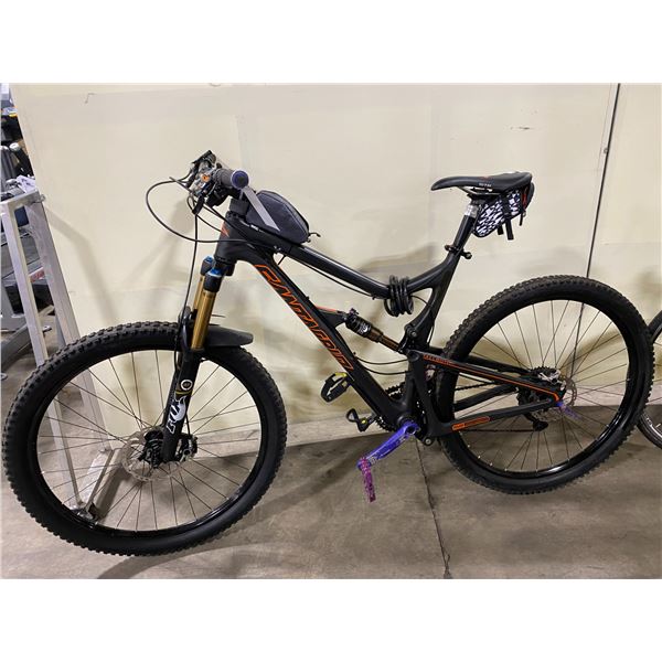SANTACRUZ TALLBOY LTC BLACK 30 SPEED FULL SUSPENSION MOUNTAIN BIKE WITH FULL DISC BRAKES