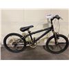 Image 2 : NAKAMURA BLACK 6 SPEED FRONT SUSPENSION KIDS MOUNTAIN BIKE