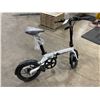 Image 2 : EVO WHITE COMPAC ELECTRIC ASSISTED FOLDING BIKE WITH DIGITAL DISPLAY & CHARGER