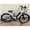Image 2 : RIDEQUEST WHITE 8 SPEED ELECTRIC ASSIST FRONT SUSPENSION HYBRID BIKE WITH FULL DISC BRAKES