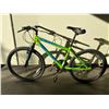 Image 1 : MOVELO ALGONQUIN GREEN 18 SPEED MOUNTAIN BIKE