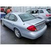 Image 2 : *TOW* 2001 FORD TAURUS SEL, 4DR SEDAN, GREY, VIN # 1FAFP56U41G255410