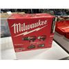 Image 2 : MILWAUKEE 2691-22 CORDLESS DRILL SET WITH DRILL, IMPACT DRIVER, 2 BATTERIES, CHARGER AND CARRY BAG
