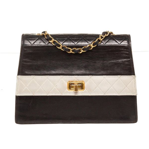 Chanel Black  White Leather Vintage Trapeze CC Flap Bag