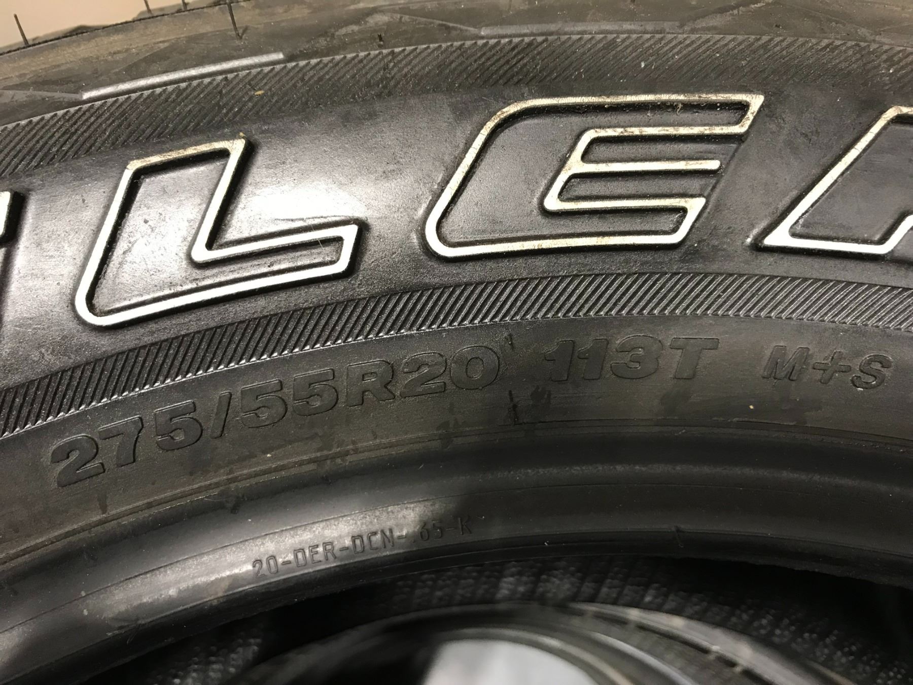 SET OF 5 BRIDGESTONE DUELER H/L 275/55 R20 113T M+S TIRES