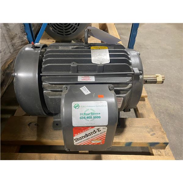 BALDOR M4104T-5, HEAVY DUTY MOTOR, 30HP, 3PH, 575 VOLTS, 28.6 AMPS, 1760 RPM