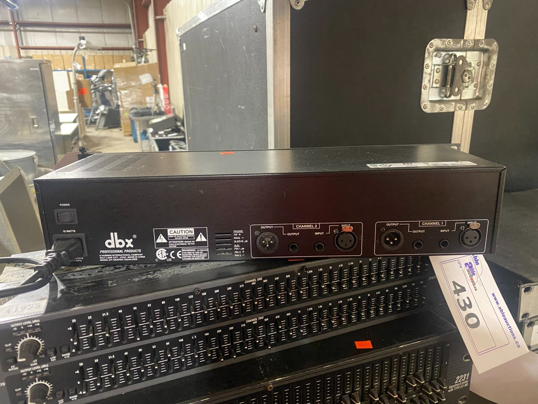 DBX PROFESSIONAL 231 RACK MOUNT GRAPHICS EQUALIZER