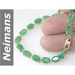 15 ct Emerald Bracelet 14kt Gold