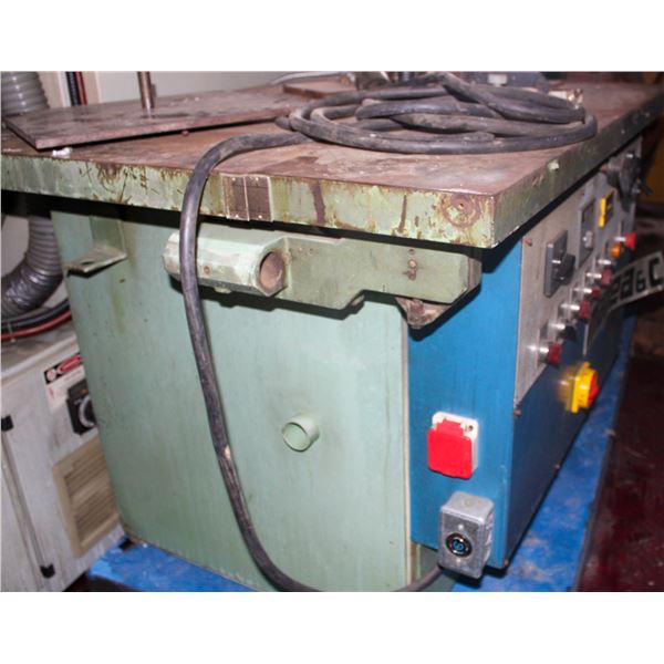 INSURANCE CLAIM: MANEAS C EDGE ROUNDER.