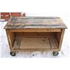 Image 1 : ROLLING WORK TABLE ON CASTORS.