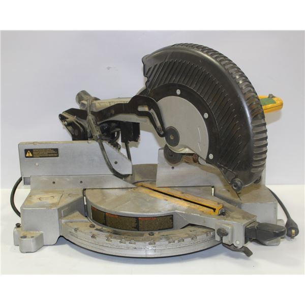 INSURANCE CLAIM: DEWALT DW715 12" COMPOUND MITER