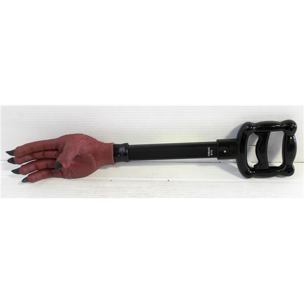 MONSTER CLAW HAND
