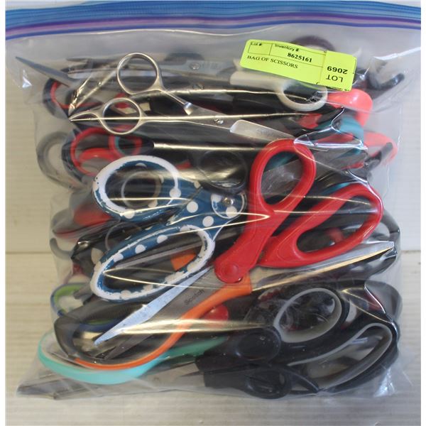BAG OF SCISSORS
