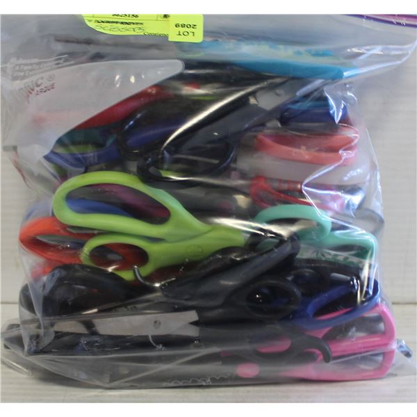 BAG OF SCISSORS