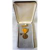 Image 1 : WWII USA AMERICAN DEFENSE WAR MEDAL SET CASE