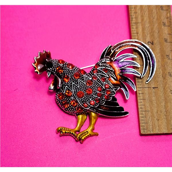 18)  SILVER TONE WITH ENAMEL AND RHINESTONE