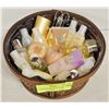 Image 1 : BROWN BASKET WITH AVEDA PRODUCTS - BODY