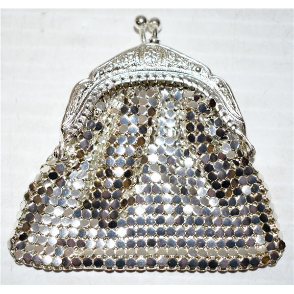 MINIATURE SILVER MESH PURSE