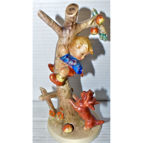 OLD APPLE TREE BOY HUMMEL FIGURINE ESTATE