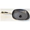 Image 1 : HERITAGE STAINLESS STEEL RIBBED NON-STICK 12