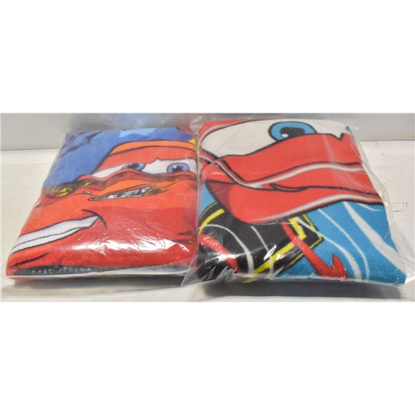 BOX WITH WALT DISNEY CARS BEACH TOWEL AND